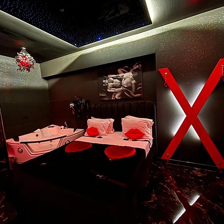 Romeo Nights - Love Rooms - Adults Only Bukarest Exterior foto