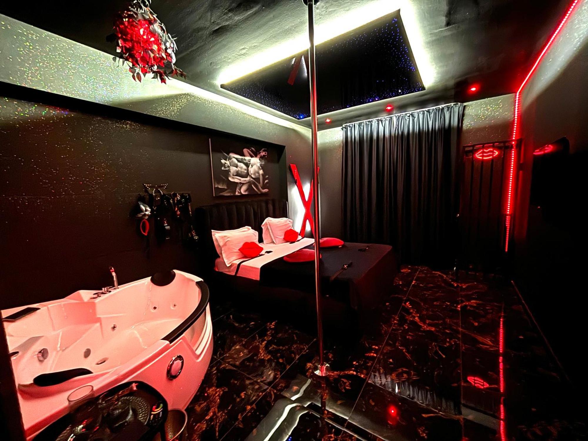 Romeo Nights - Love Rooms - Adults Only Bukarest Exterior foto