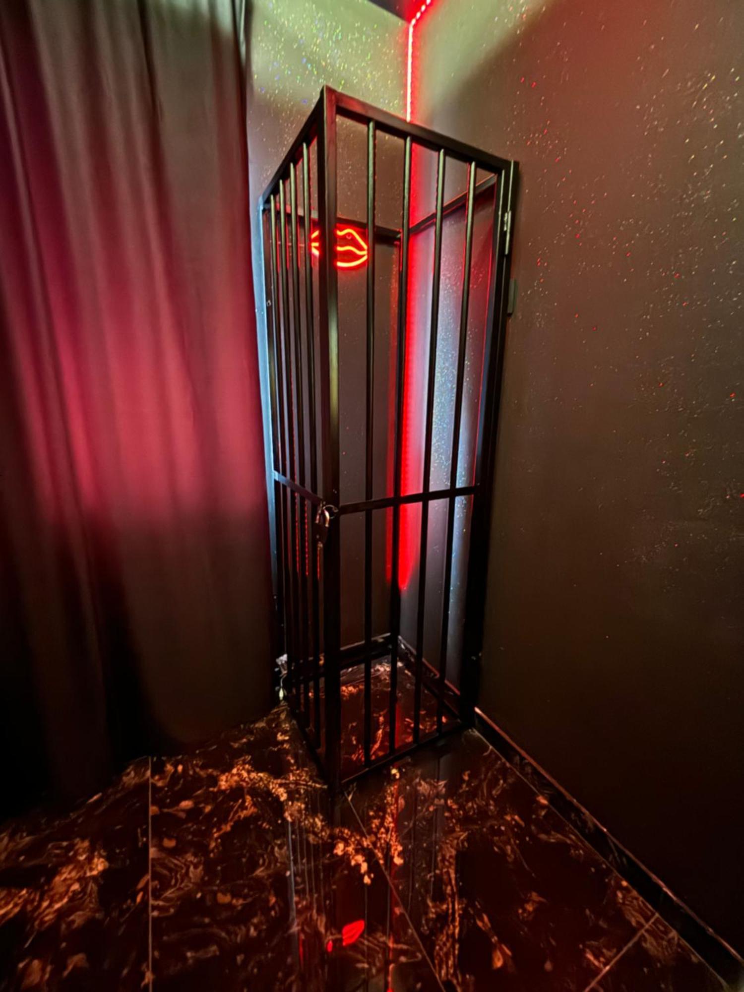 Romeo Nights - Love Rooms - Adults Only Bukarest Exterior foto